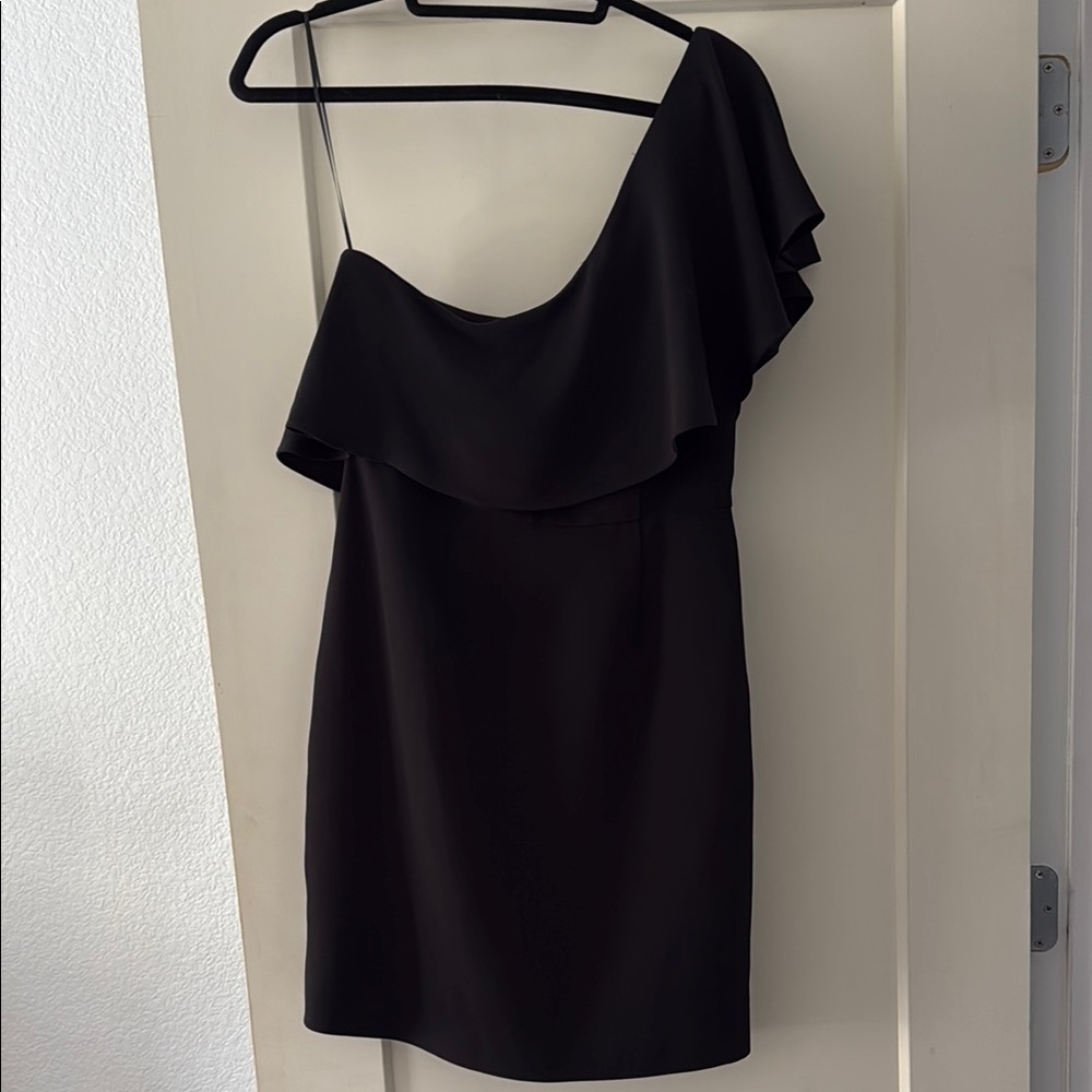 Elegant Black One-Shoulder Dress BB Dakota